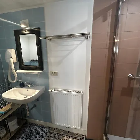 Апартаменти Chic Arty & Cosy 300m From *