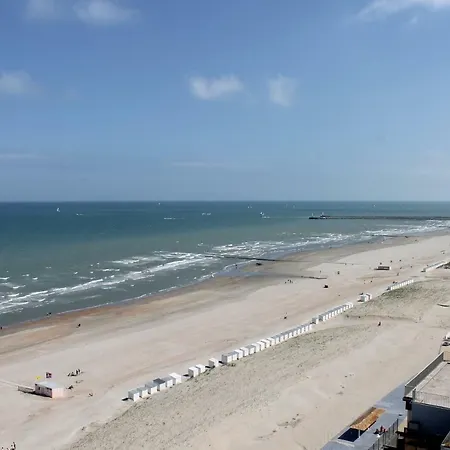 Chic Arty & Cosy 300m From Апартаменти